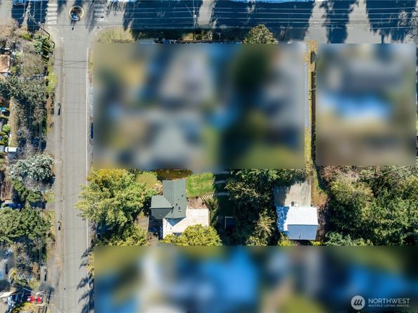 17017 10th Avenue NE, Shoreline WA 98155