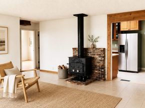 17017 10th Avenue NE, Shoreline WA 98155