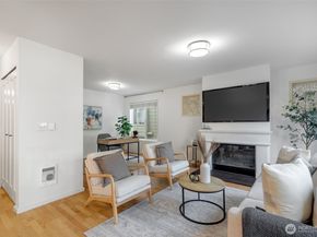 500 Aloha Street 211, Seattle WA 98109