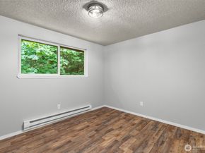 4562 SE Burley Olalla Road, Olalla WA 98359