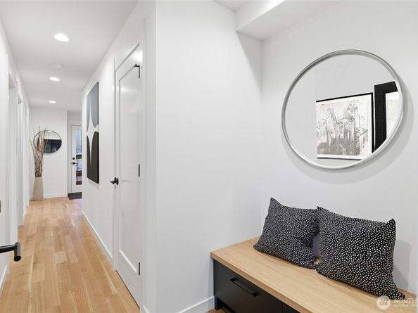 3648 Greenwood Avenue N B, Seattle WA 98103