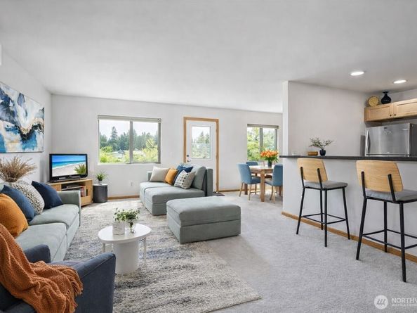 364 NE OHenry Court, Poulsbo WA 98370