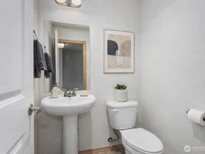 364 NE OHenry Court, Poulsbo WA 98370