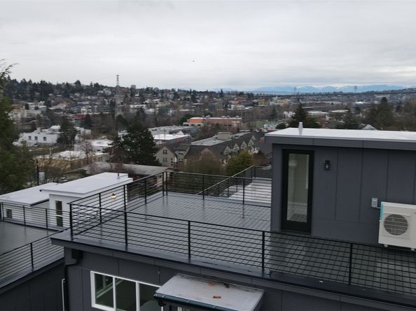 631 W Emerson Street, Seattle WA 98119