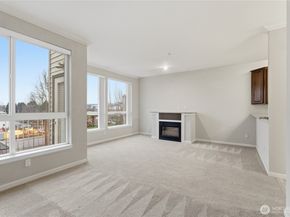 225 Logan Avenue S 319, Renton WA 98057