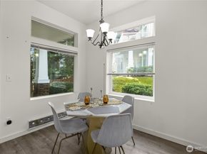 21920 42nd Avenue S 104, Kent WA 98032