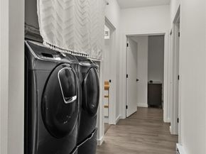 21920 42nd Avenue S 104, Kent WA 98032