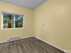 21920 42nd Avenue S 104, Kent WA 98032