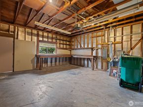 12830 55th Avenue SE, Everett WA 98208