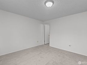 12830 55th Avenue SE, Everett WA 98208