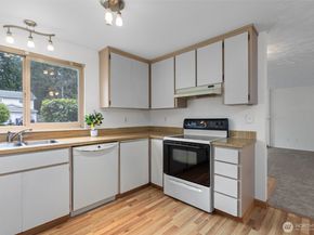 12830 55th Avenue SE, Everett WA 98208