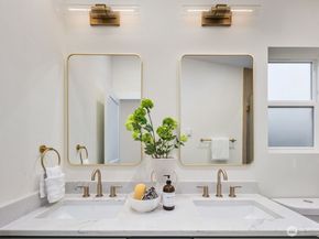 3308 SW Holden Street, Seattle WA 98126