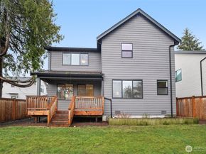 12332 38th Avenue NE 1, Seattle WA 98125