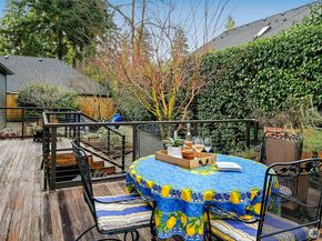 2234 108th Avenue SE, Bellevue WA 98004