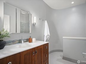 3533 262nd Avenue SE, Sammamish WA 98075