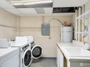 4831 Fauntleroy Way SW 206, Seattle WA 98116