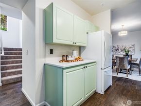 14505 Simonds Road NE C, Kirkland WA 98034