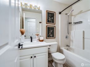 14505 Simonds Road NE C, Kirkland WA 98034