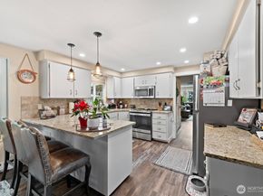 7229 65th Avenue SE, Snohomish WA 98290