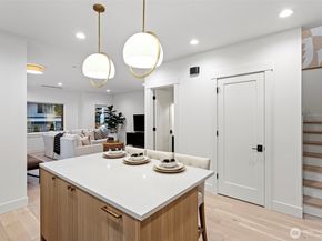 11218 115th Place NE, Kirkland WA 98033