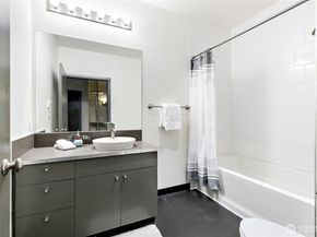 1414 12th Avenue 404, Seattle WA 98122