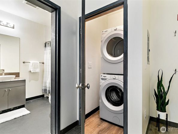 1414 12th Avenue 404, Seattle WA 98122