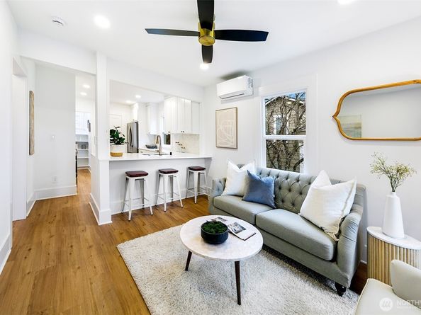 6018 41st Avenue SW, Seattle WA 98136