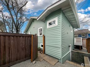 6018 41st Avenue SW, Seattle WA 98136
