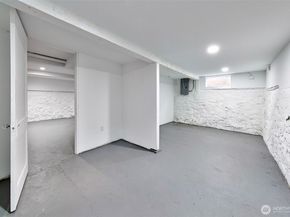 6018 41st Avenue SW, Seattle WA 98136