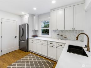 6018 41st Avenue SW, Seattle WA 98136