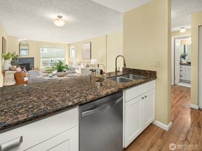 9416 1st Avenue NE 312, Seattle WA 98115