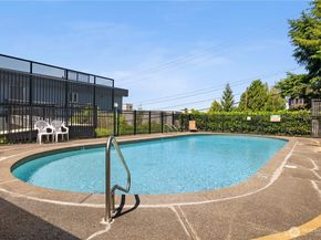 9416 1st Avenue NE 312, Seattle WA 98115