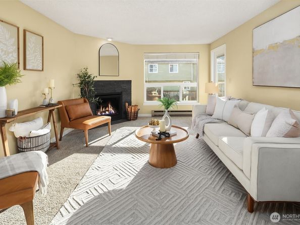 9416 1st Avenue NE 312, Seattle WA 98115