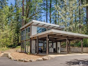 26222 SE 152nd St, Issaquah WA 98027