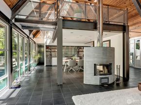 26222 SE 152nd St, Issaquah WA 98027