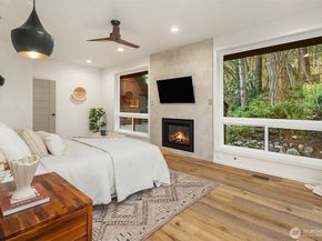 25112 SE 17th Street, Sammamish WA 98075