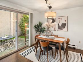 5055 7th Avenue NE, Seattle WA 98105