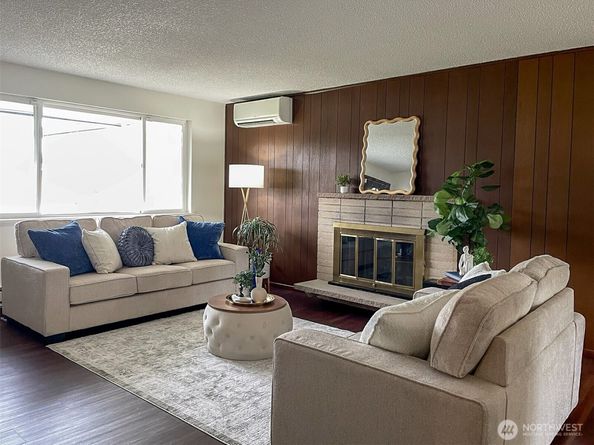 28618 47th Place S, Auburn WA 98001