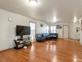 22686 129th Place SE, Kent WA 98031