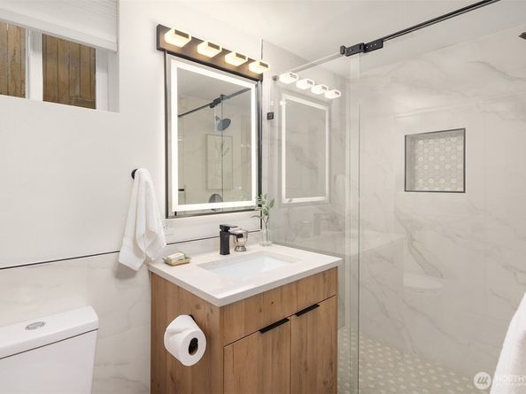 12711 9th Avenue NW, Seattle WA 98177