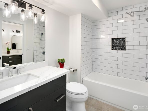 23327 19th Place W, Bothell WA 98021