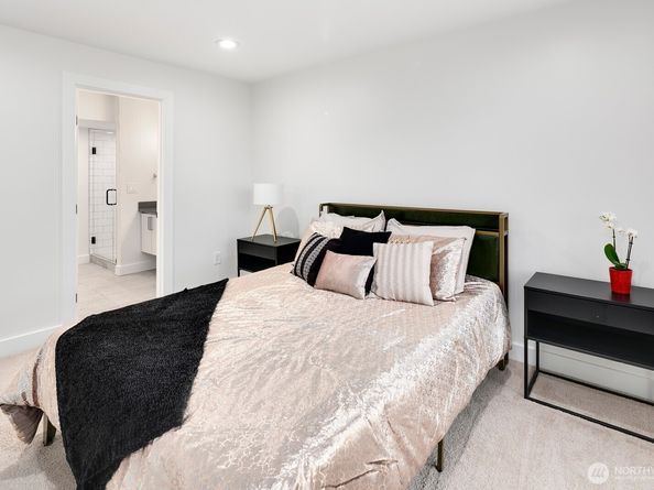 23327 19th Place W, Bothell WA 98021