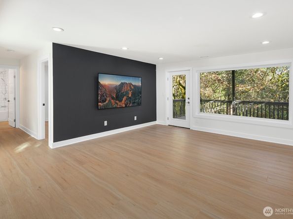 23327 19th Place W, Bothell WA 98021