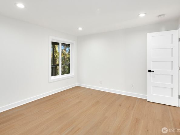 23327 19th Place W, Bothell WA 98021