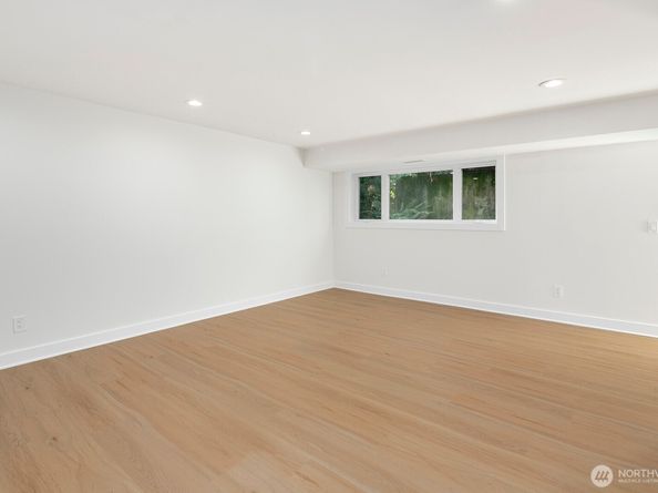 23327 19th Place W, Bothell WA 98021