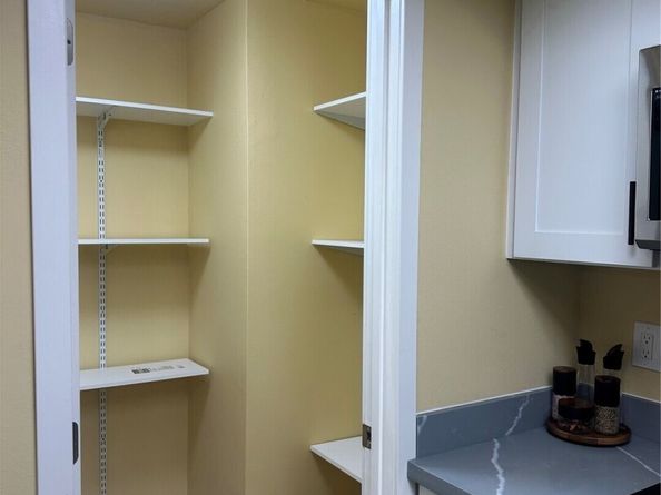 14480 NE 31st Street J101, Bellevue WA 98007