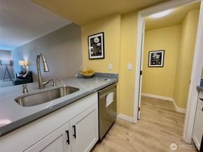 14480 NE 31st Street J101, Bellevue WA 98007