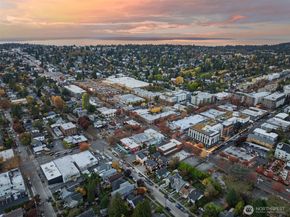 318 B N 84th Street, Seattle WA 98103