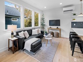 318 B N 84th Street, Seattle WA 98103