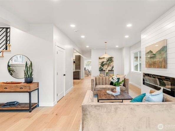 1616 21st Avenue, Seattle WA 98122